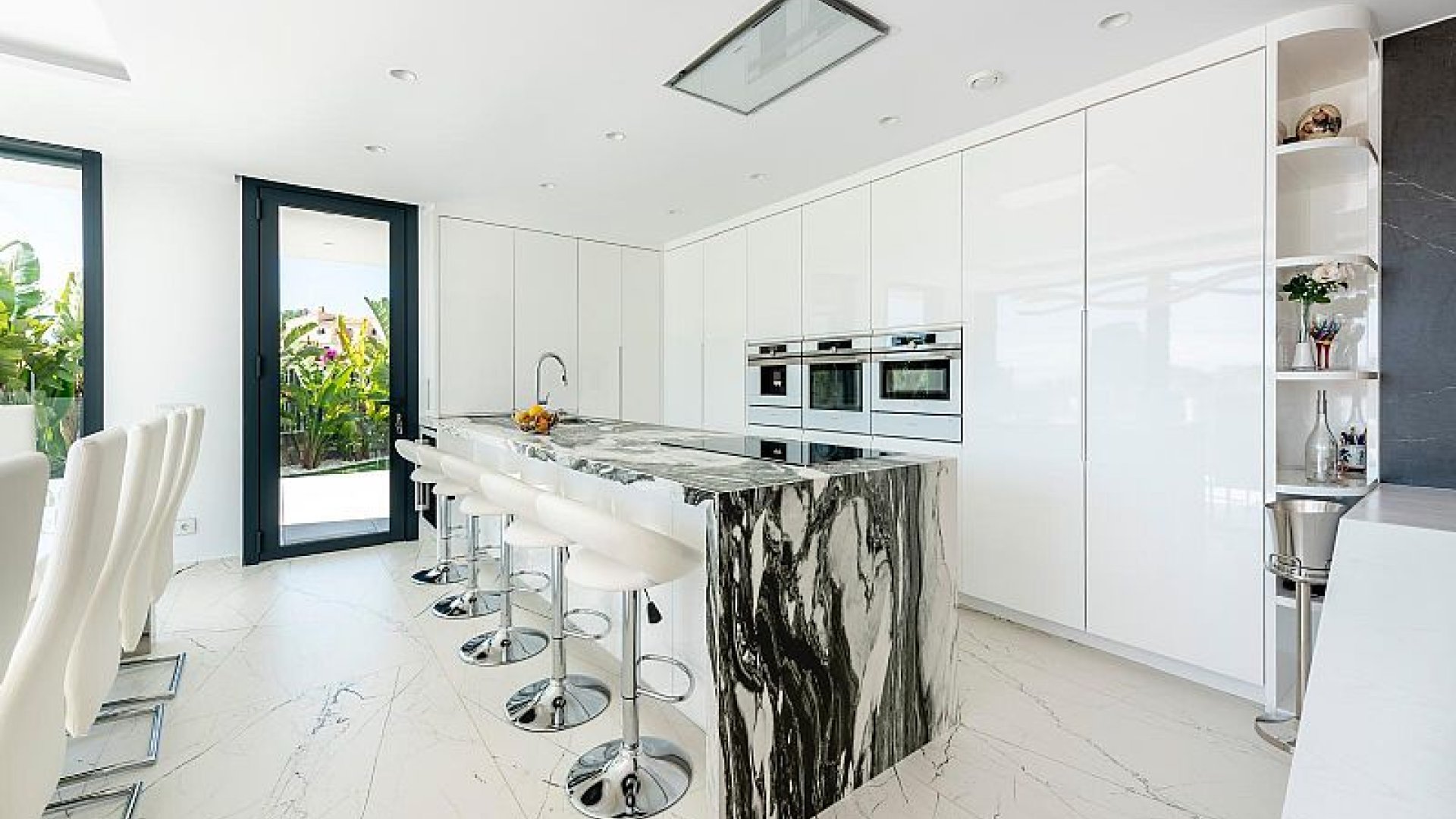 Obra nueva - Chalets -
Calpe