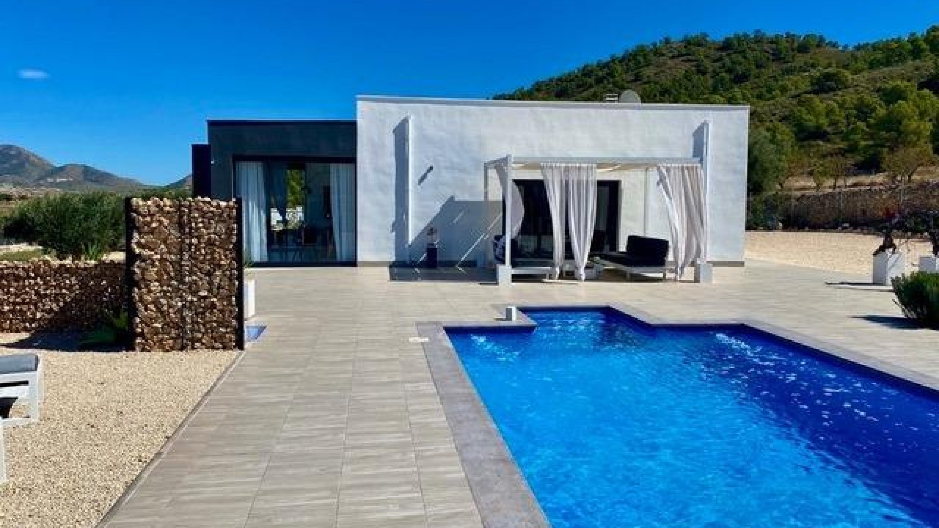 Obra nueva - Chalets -
Cañada de la Leña