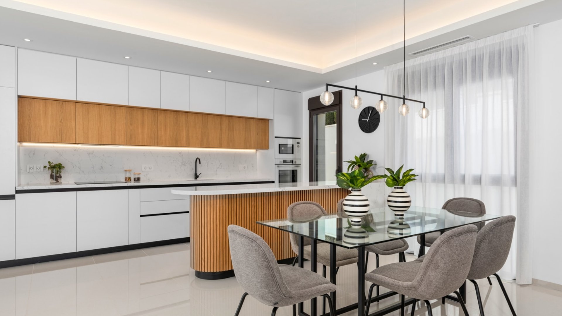 Obra nueva - Chalets -
Ciudad Quesada