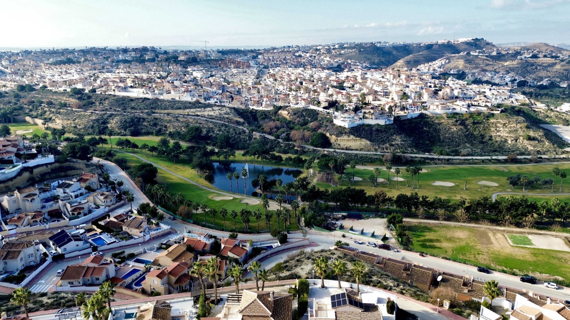 Obra nueva - Chalets -
Ciudad Quesada