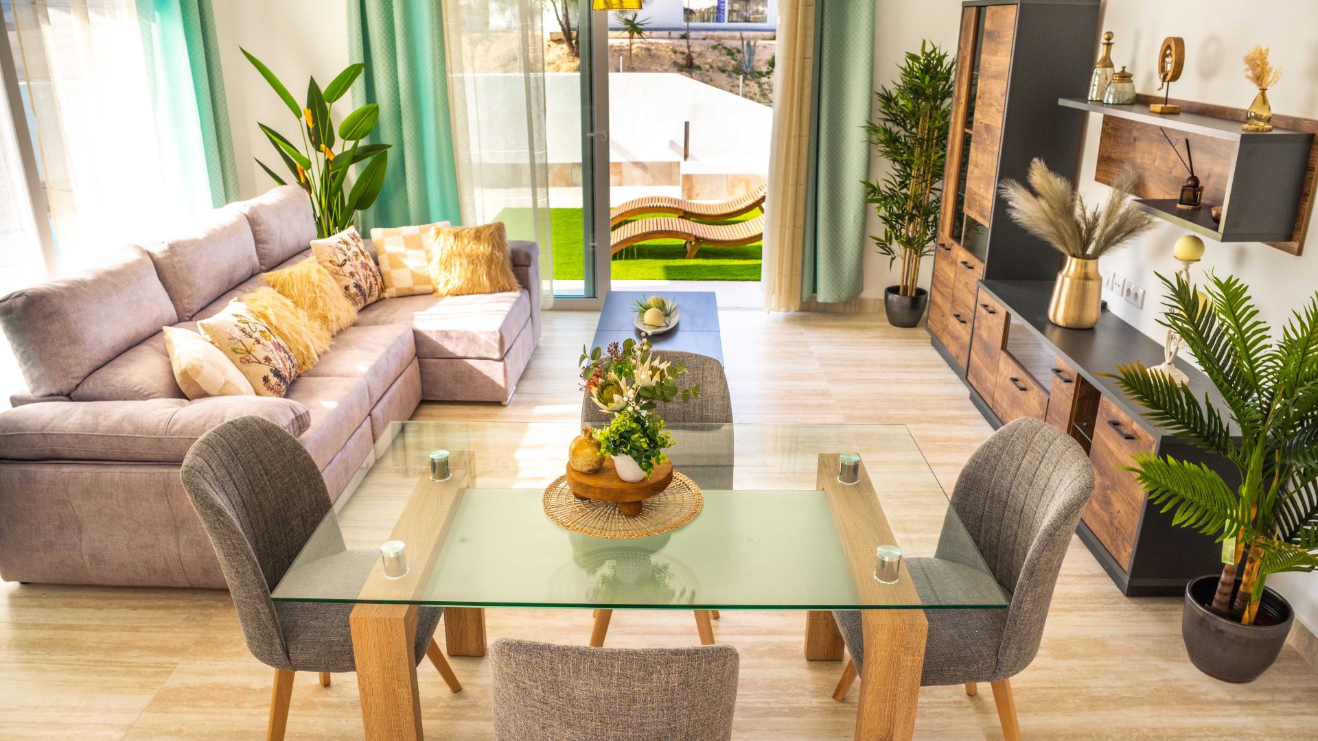 Obra nueva - Chalets -
Ciudad Quesada