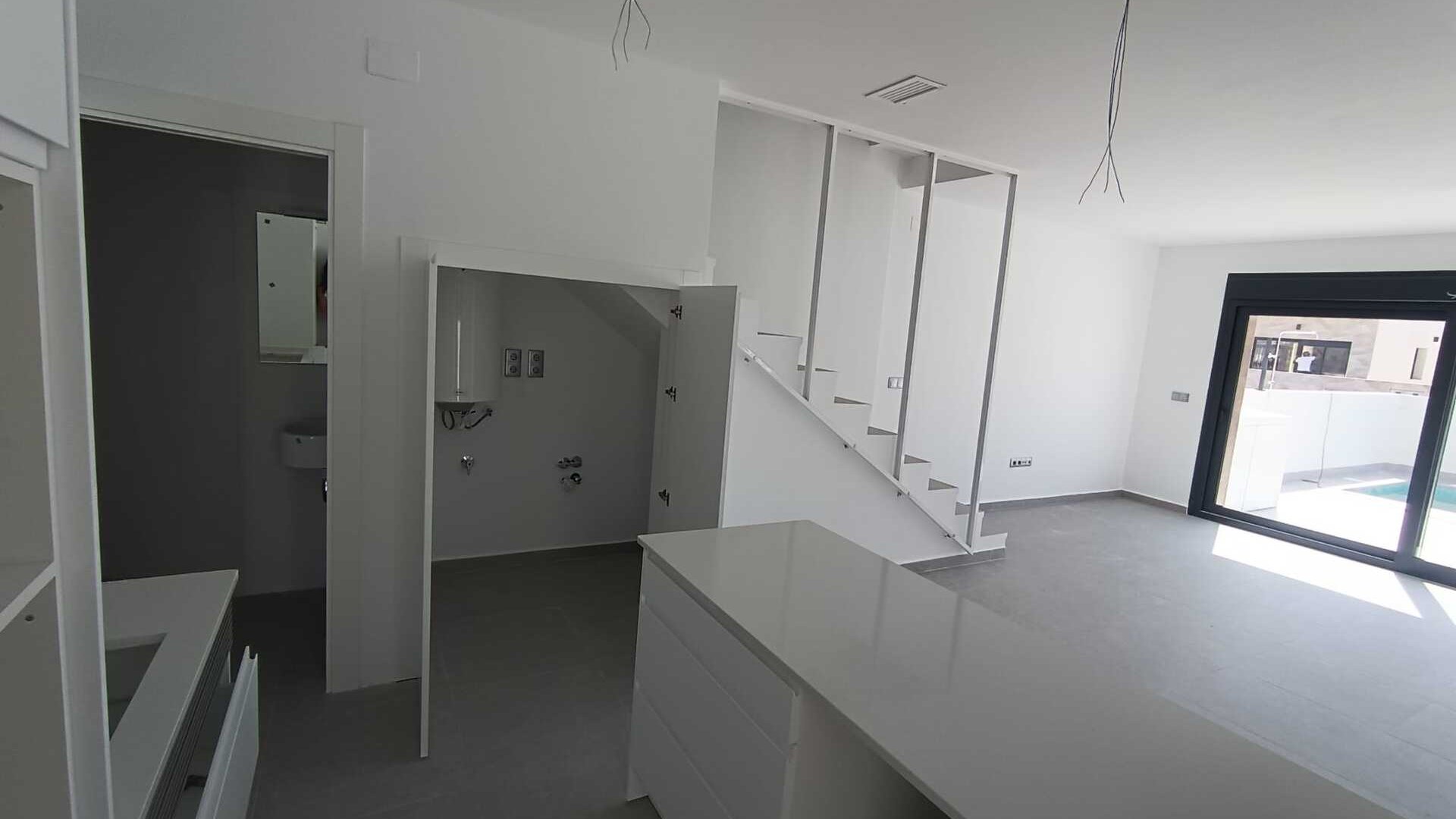 Obra nueva - Chalets -
Daya Nueva