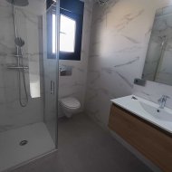 Obra nueva - Chalets -
Daya Nueva