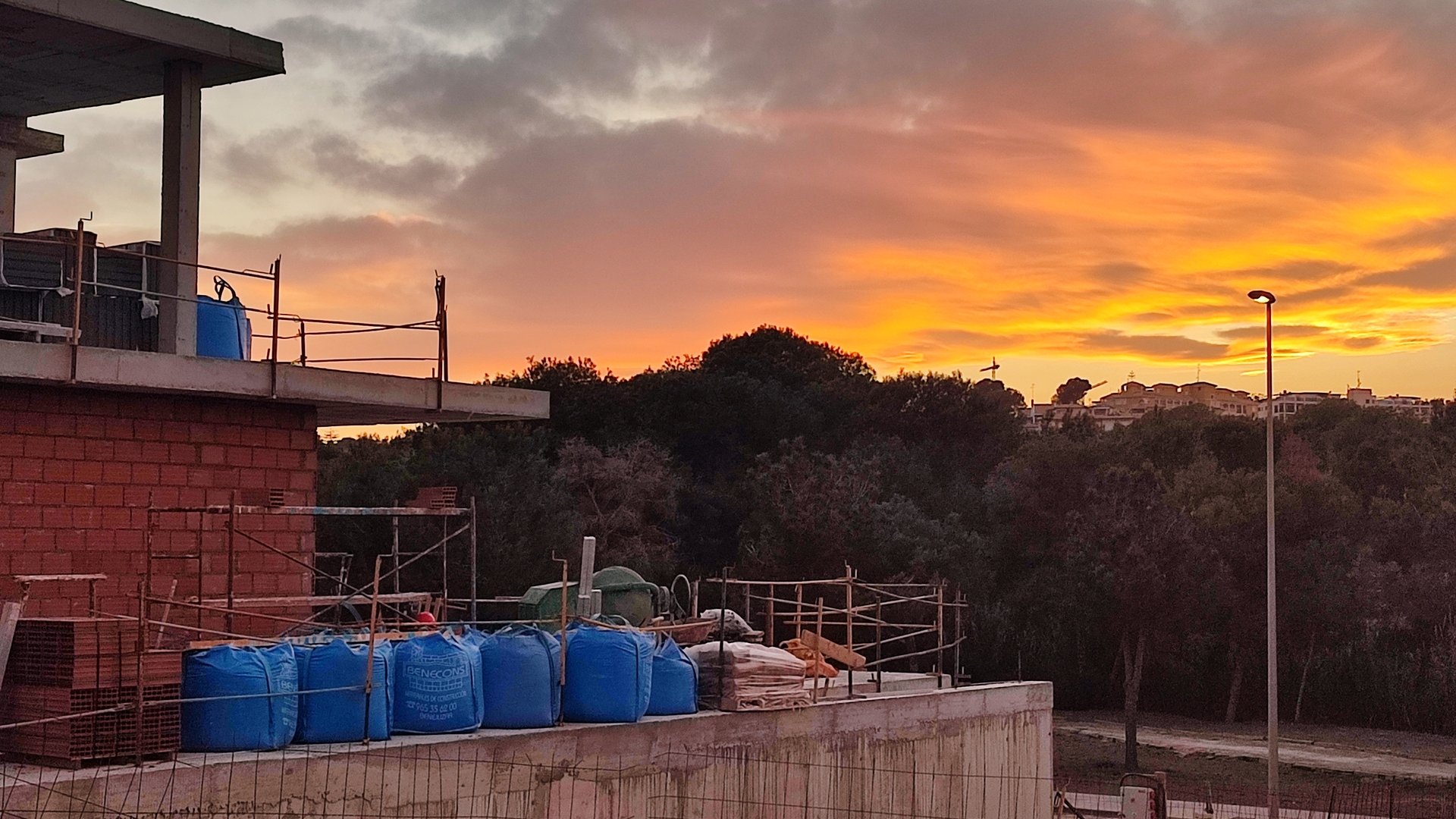 Obra nueva - Chalets -
Dehesa de Campoamor