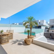 Obra nueva - Chalets -
Dolores