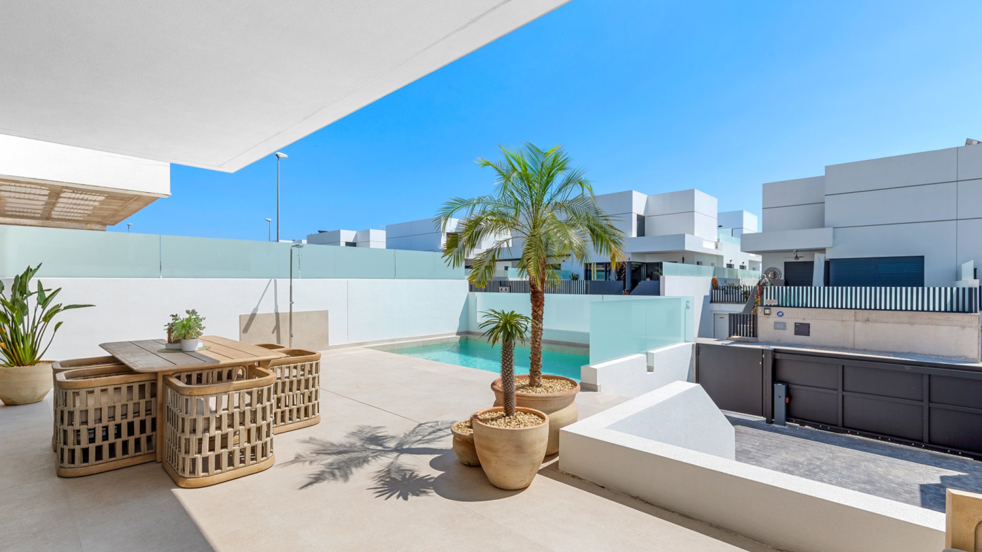 Obra nueva - Chalets -
Dolores