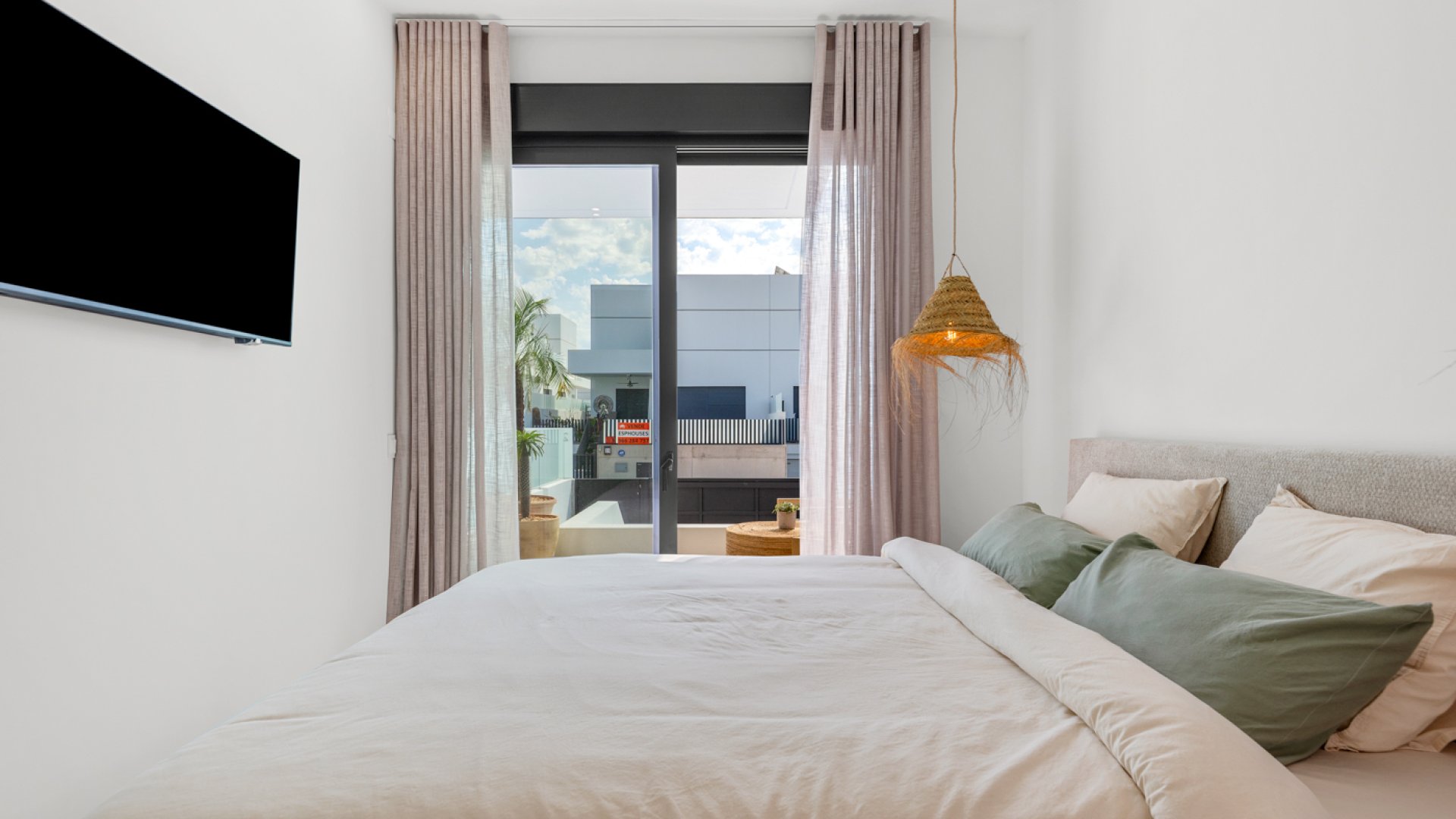 Obra nueva - Chalets -
Dolores