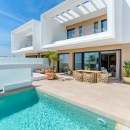 Obra nueva - Chalets -
Dolores