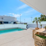 Obra nueva - Chalets -
Dolores