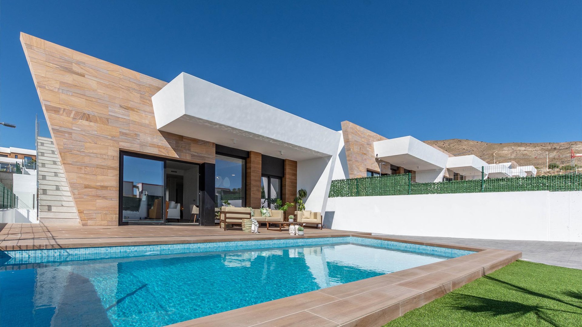 Obra nueva - Chalets -
Finestrat