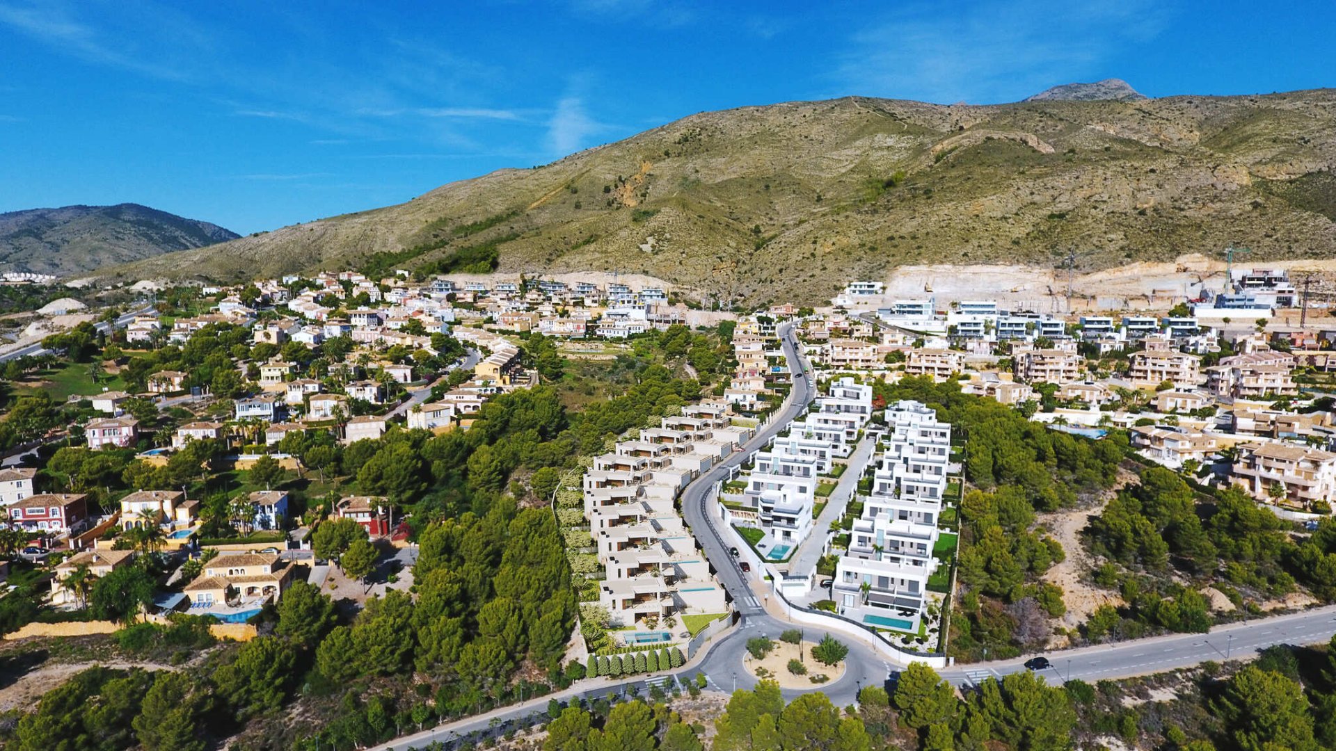 Obra nueva - Chalets -
Finestrat