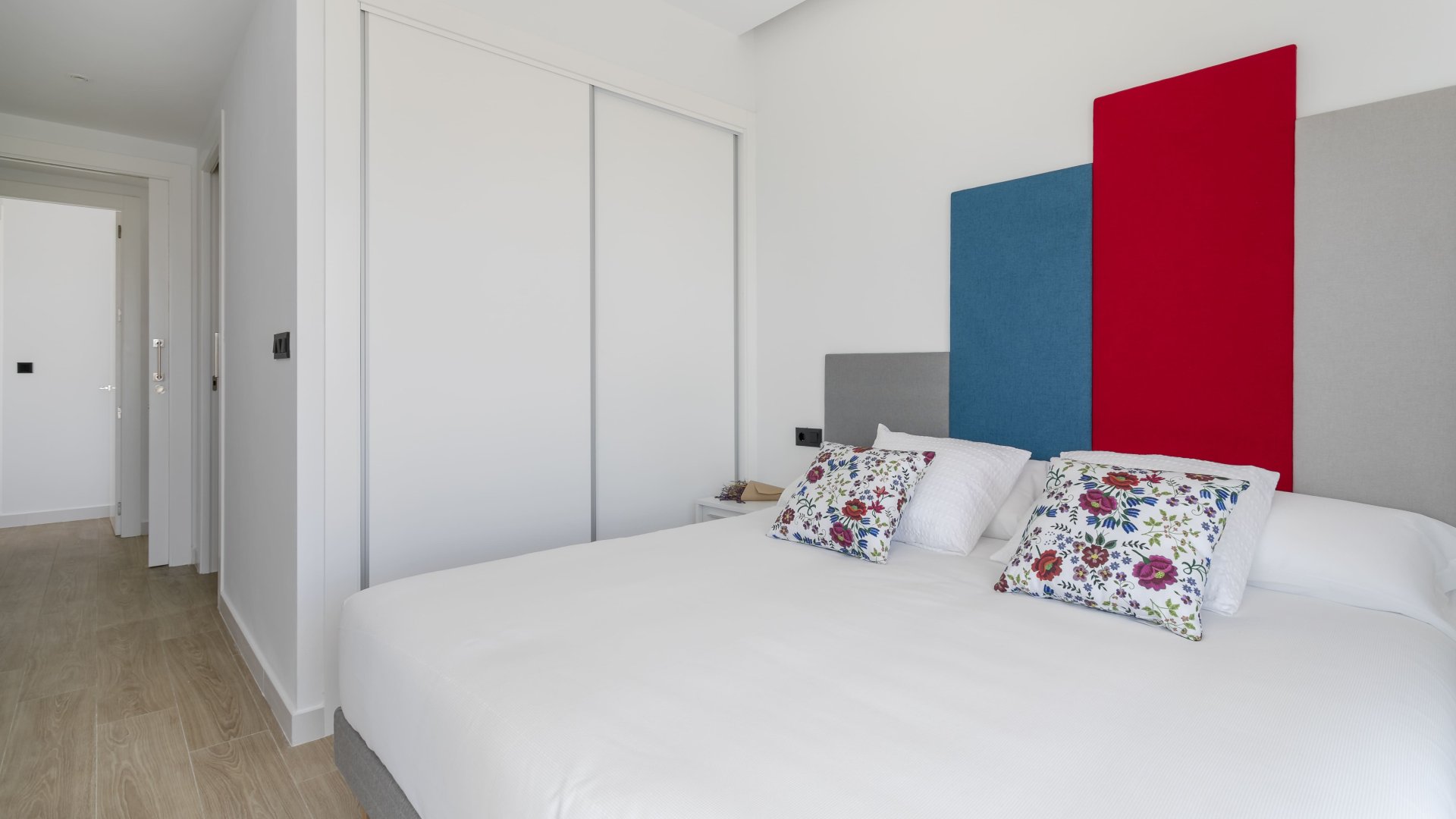Obra nueva - Chalets -
Finestrat