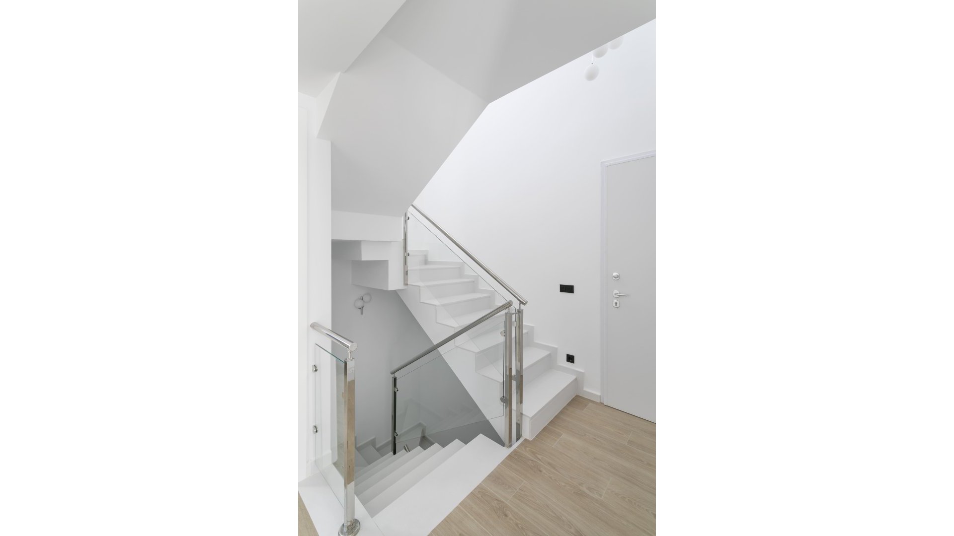 Obra nueva - Chalets -
Finestrat