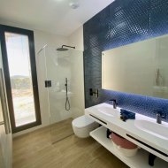 Obra nueva - Chalets -
Finestrat