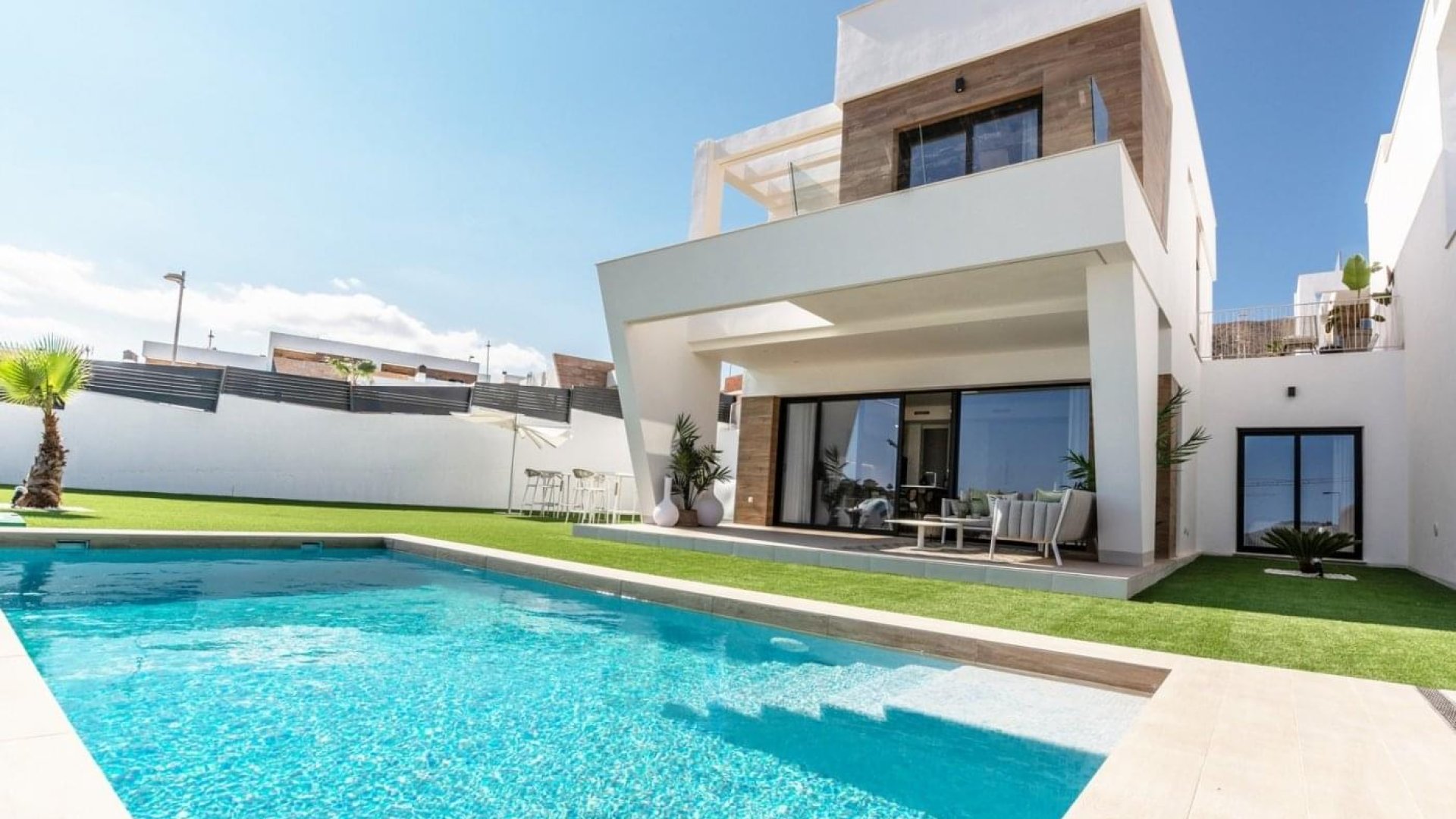 Obra nueva - Chalets -
Finestrat