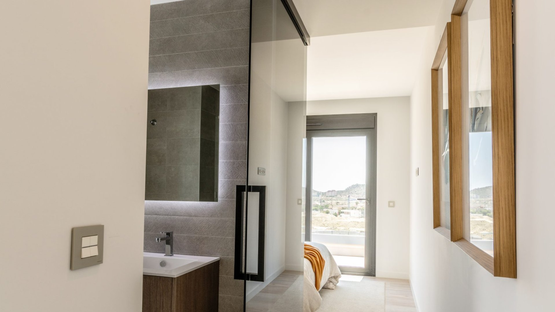 Obra nueva - Chalets -
Finestrat