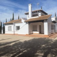 Obra nueva - Chalets -
Fuente Alamo