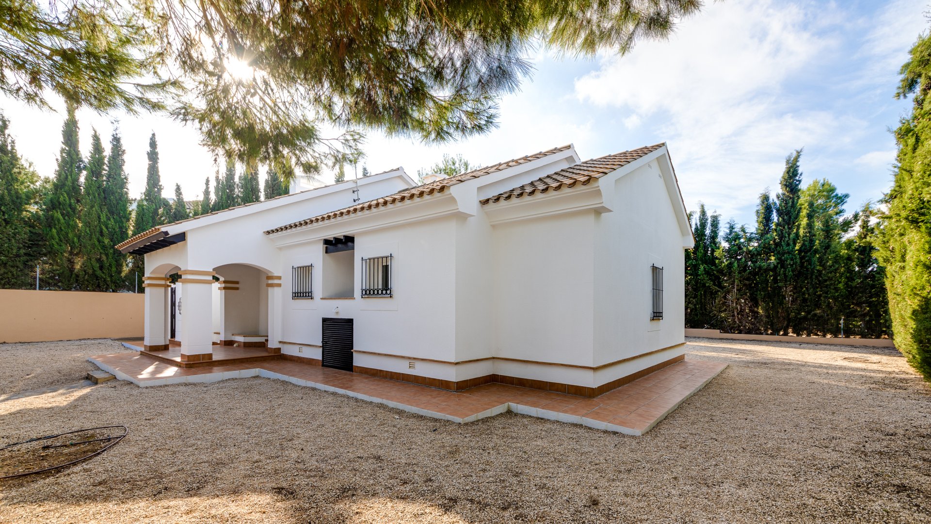 Obra nueva - Chalets -
Fuente Alamo