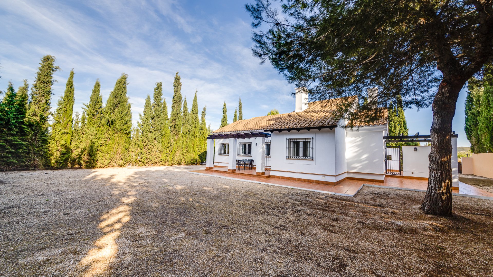 Obra nueva - Chalets -
Fuente Alamo