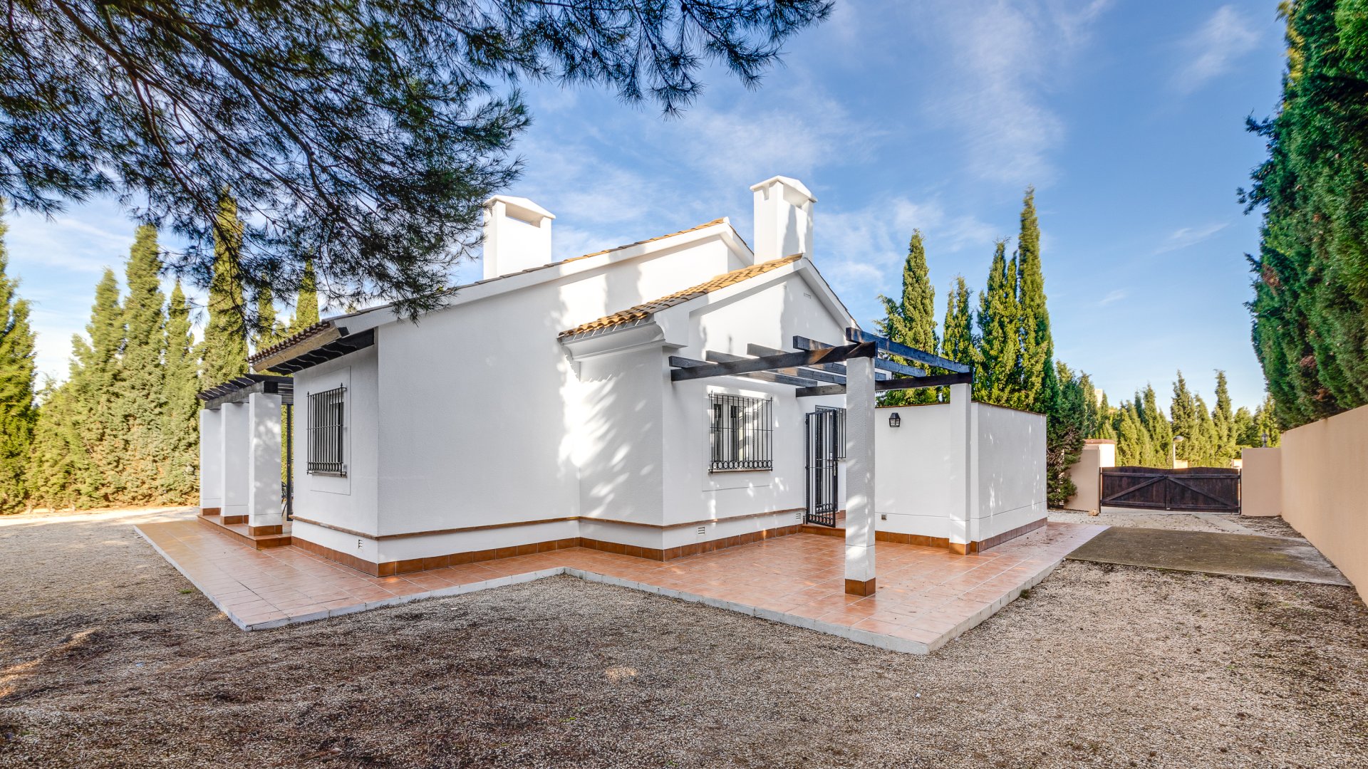 Obra nueva - Chalets -
Fuente Alamo