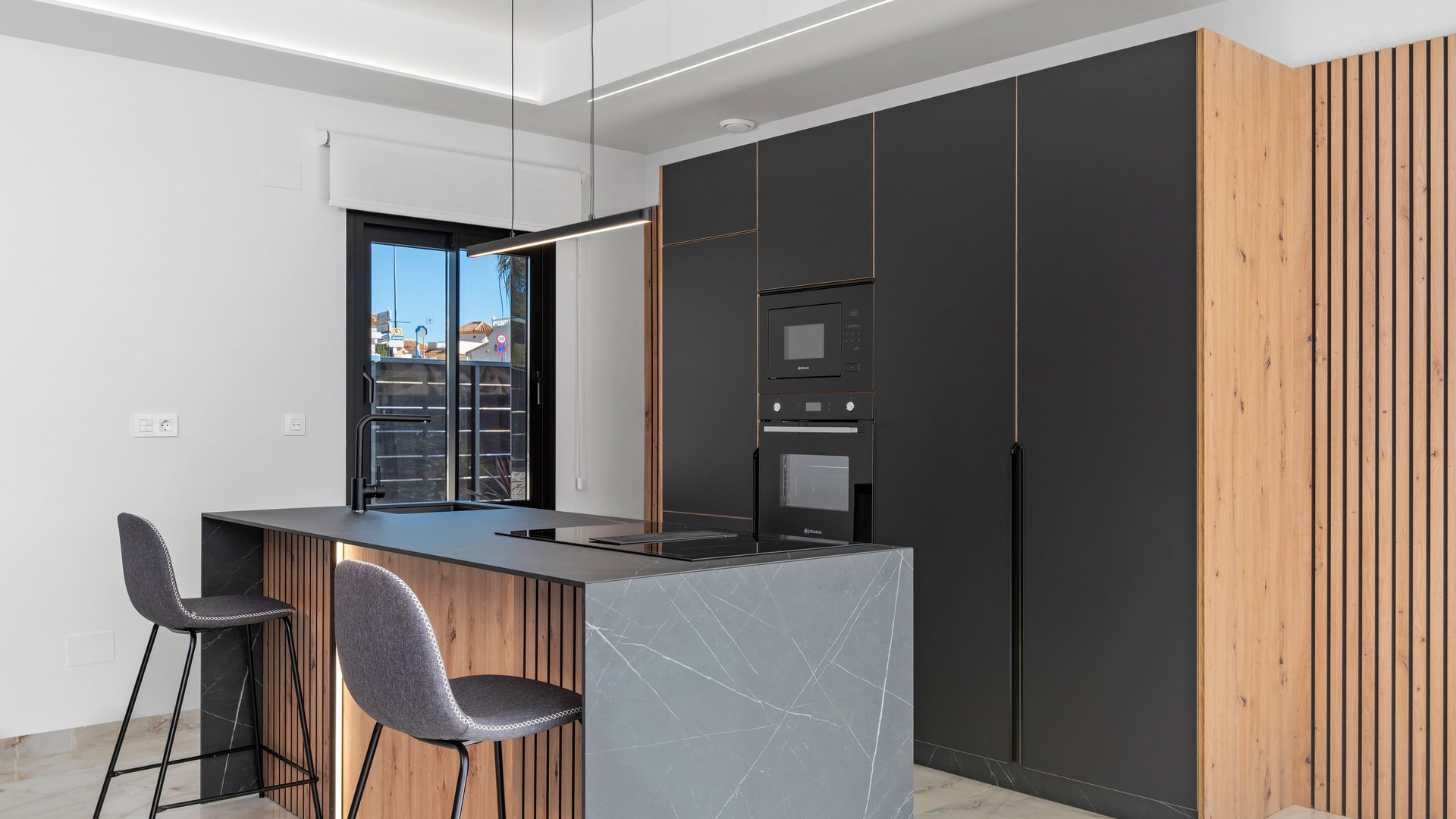 Obra nueva - Chalets -
La Finca Golf