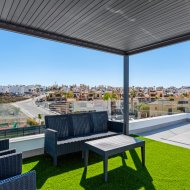 Obra nueva - Chalets -
La Finca Golf