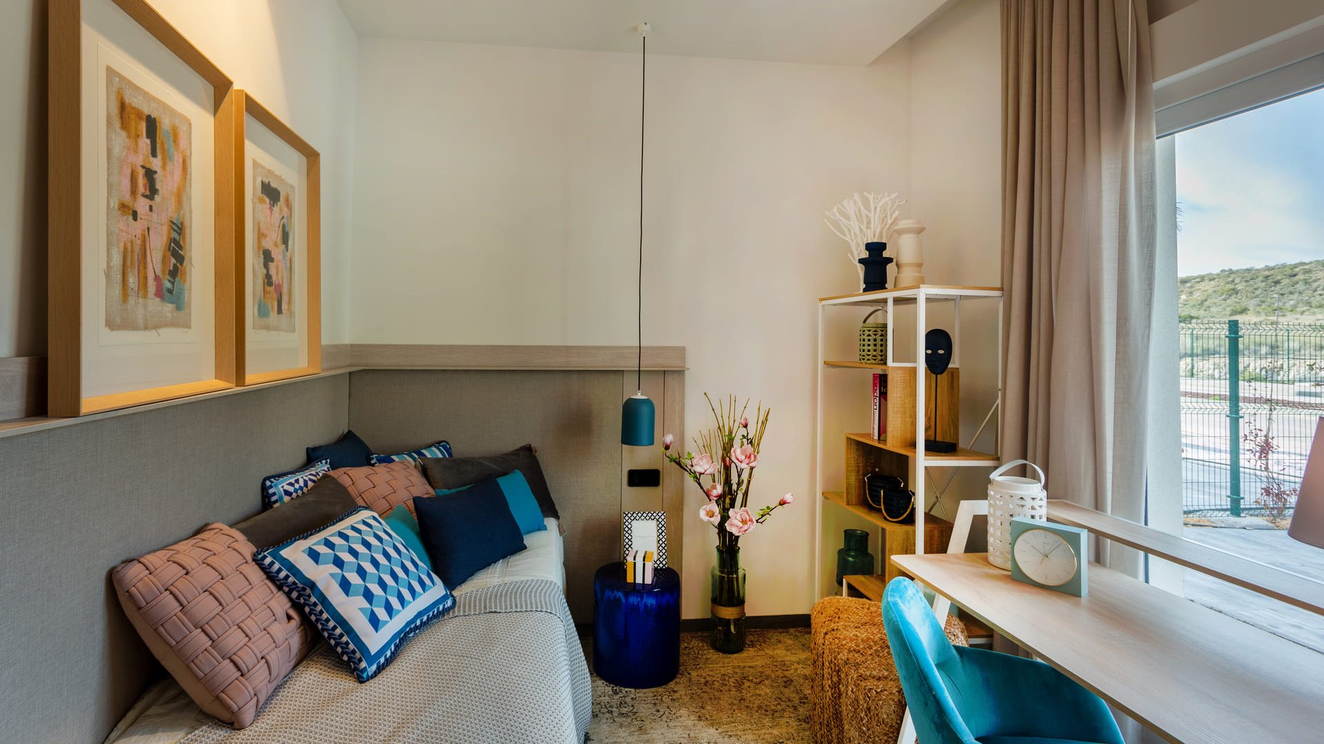 Obra nueva - Chalets -
La Finca Golf