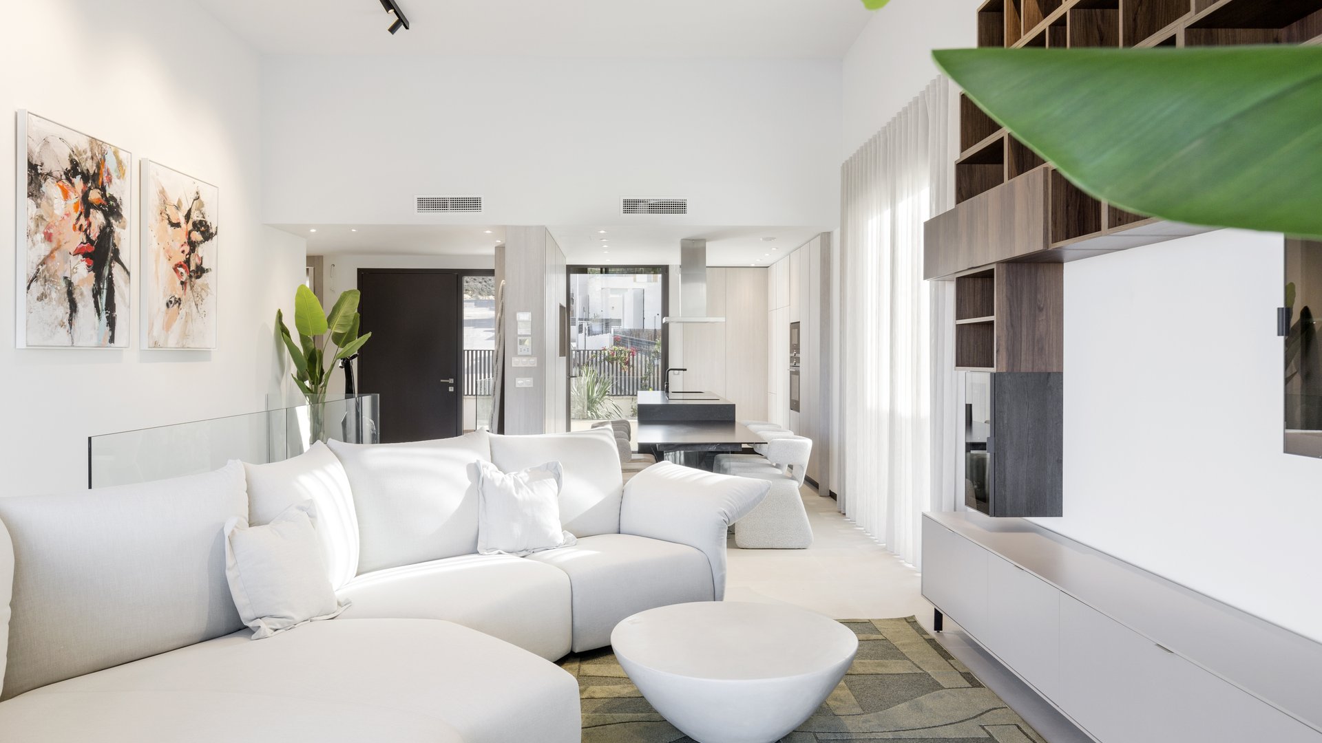 Obra nueva - Chalets -
La Finca Golf