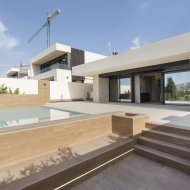 Obra nueva - Chalets -
La Finca Golf
