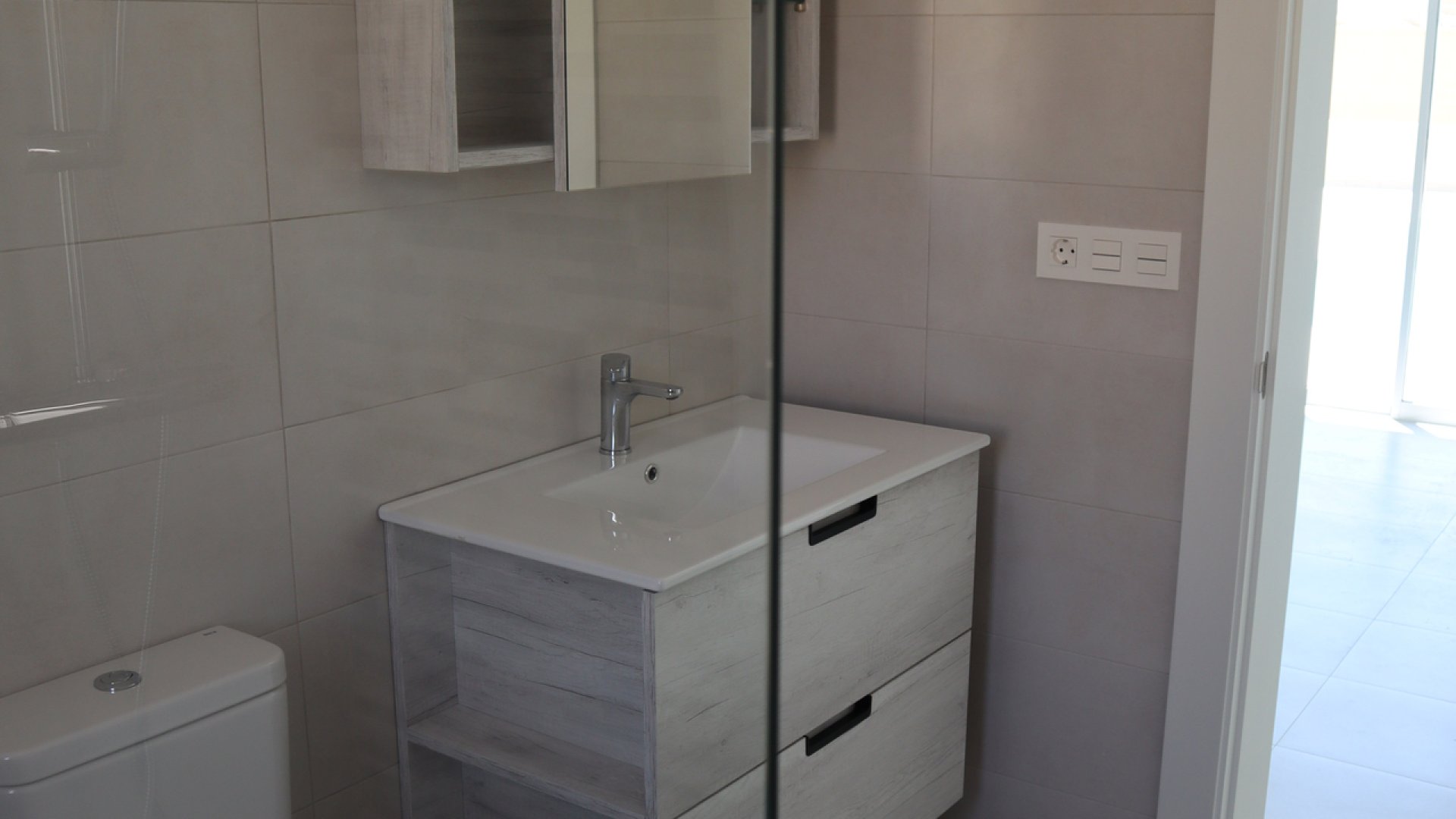 Obra nueva - Chalets -
La Romana