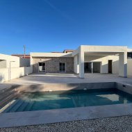 Obra nueva - Chalets -
La Romana