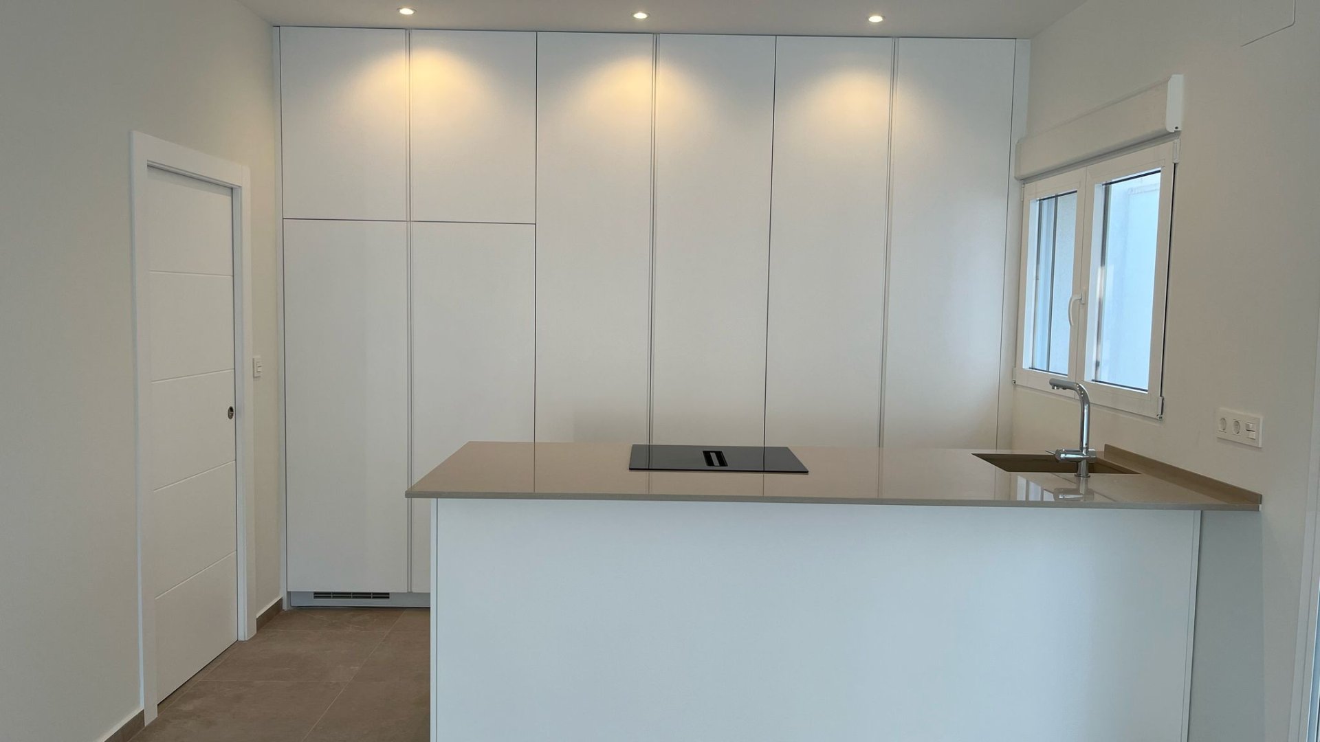 Obra nueva - Chalets -
La Romana