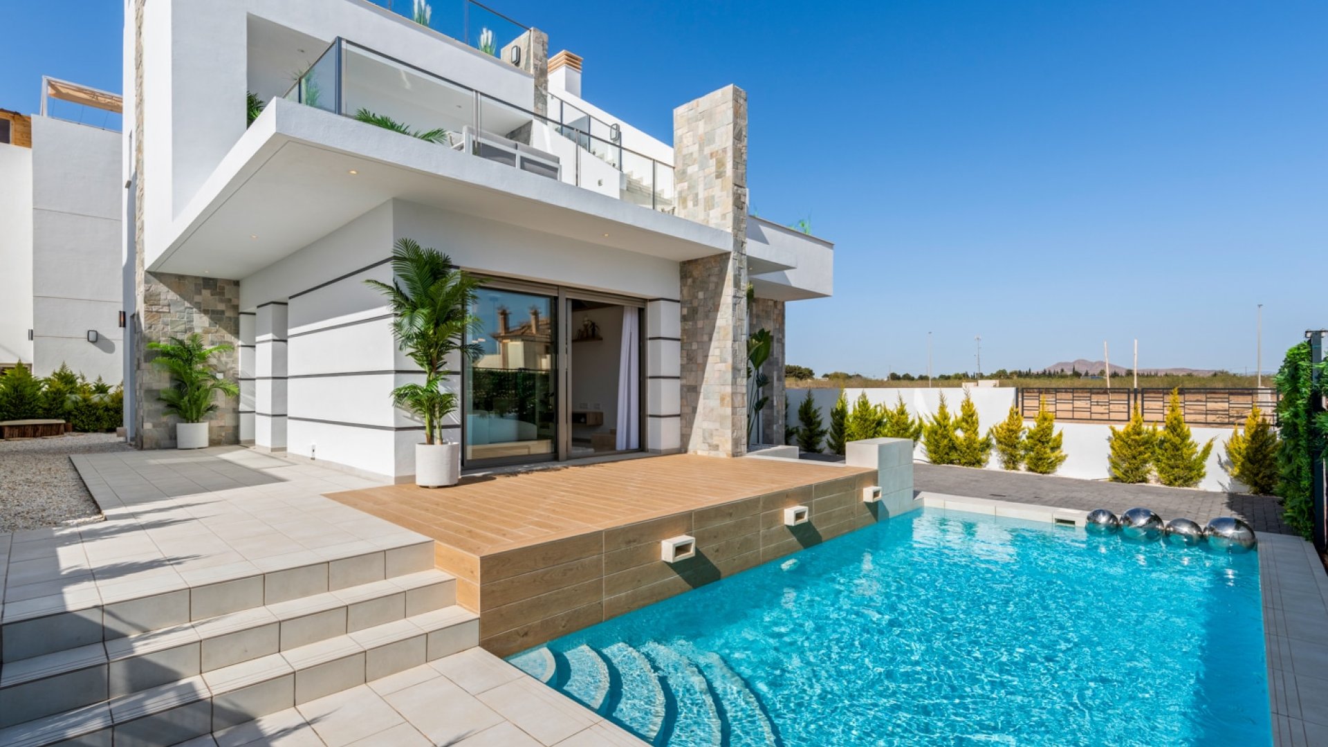 Obra nueva - Chalets -
Los Alcazares - Los Alcázares
