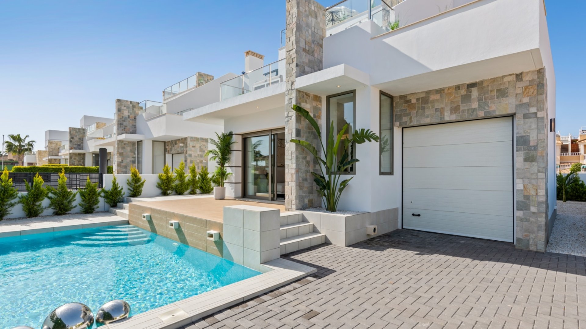 Obra nueva - Chalets -
Los Alcazares - Los Alcázares