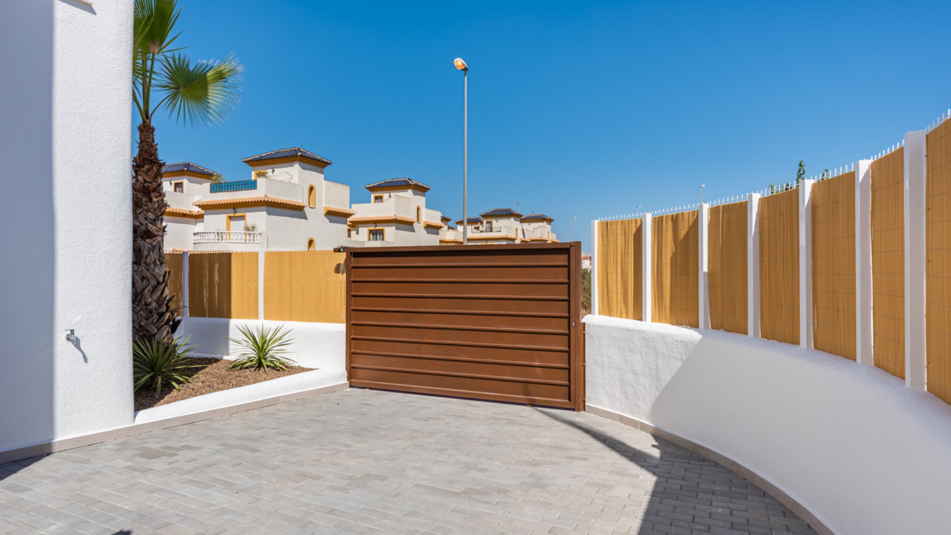 Obra nueva - Chalets -
Los Alcazares - Los Alcázares