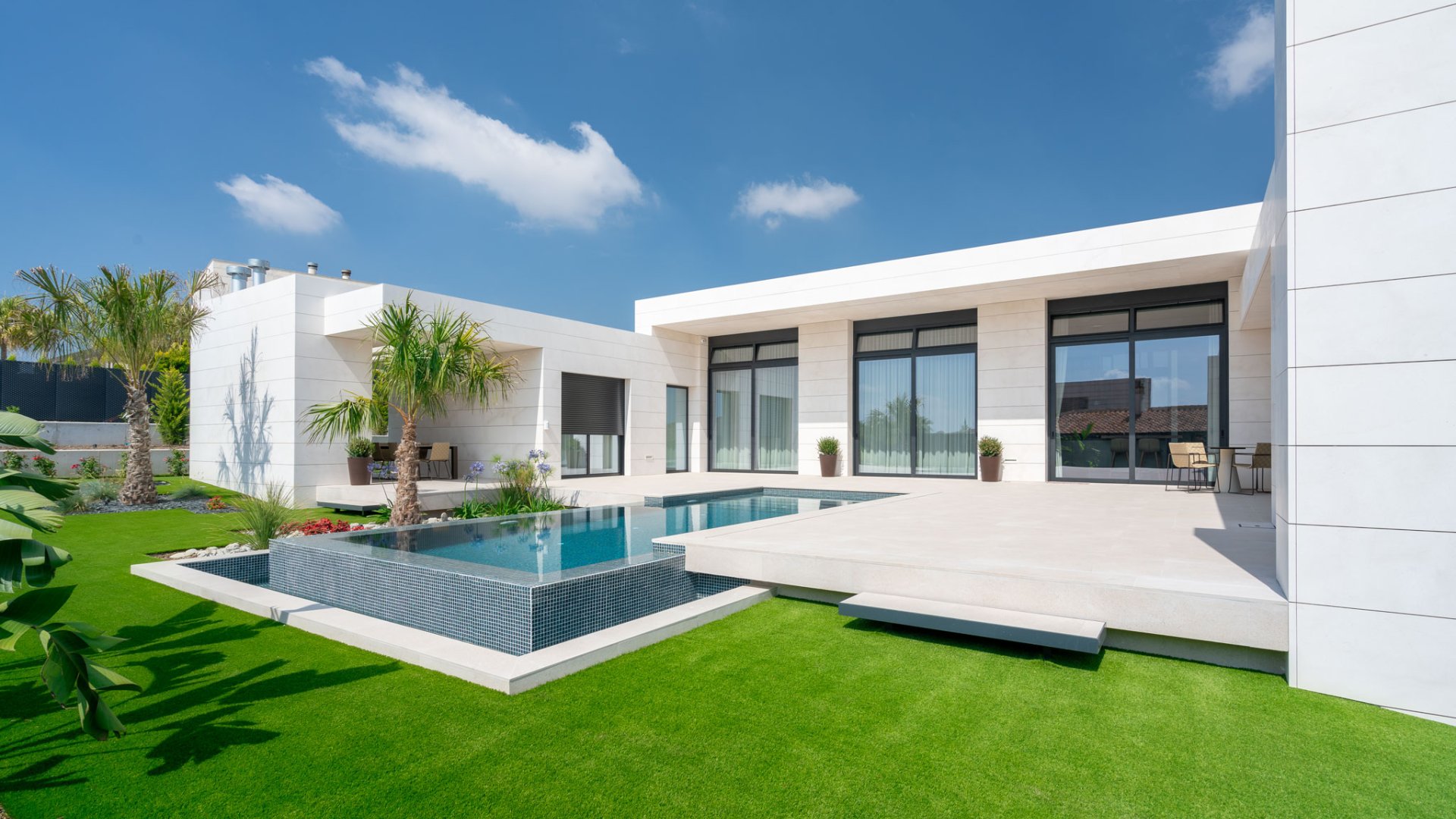 Obra nueva - Chalets -
Molina de Segura