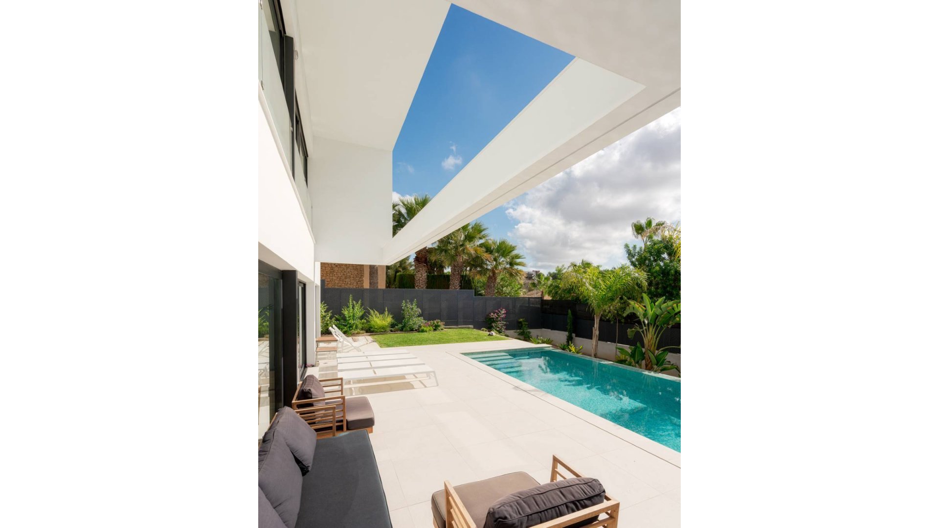 Obra nueva - Chalets -
Molina de Segura