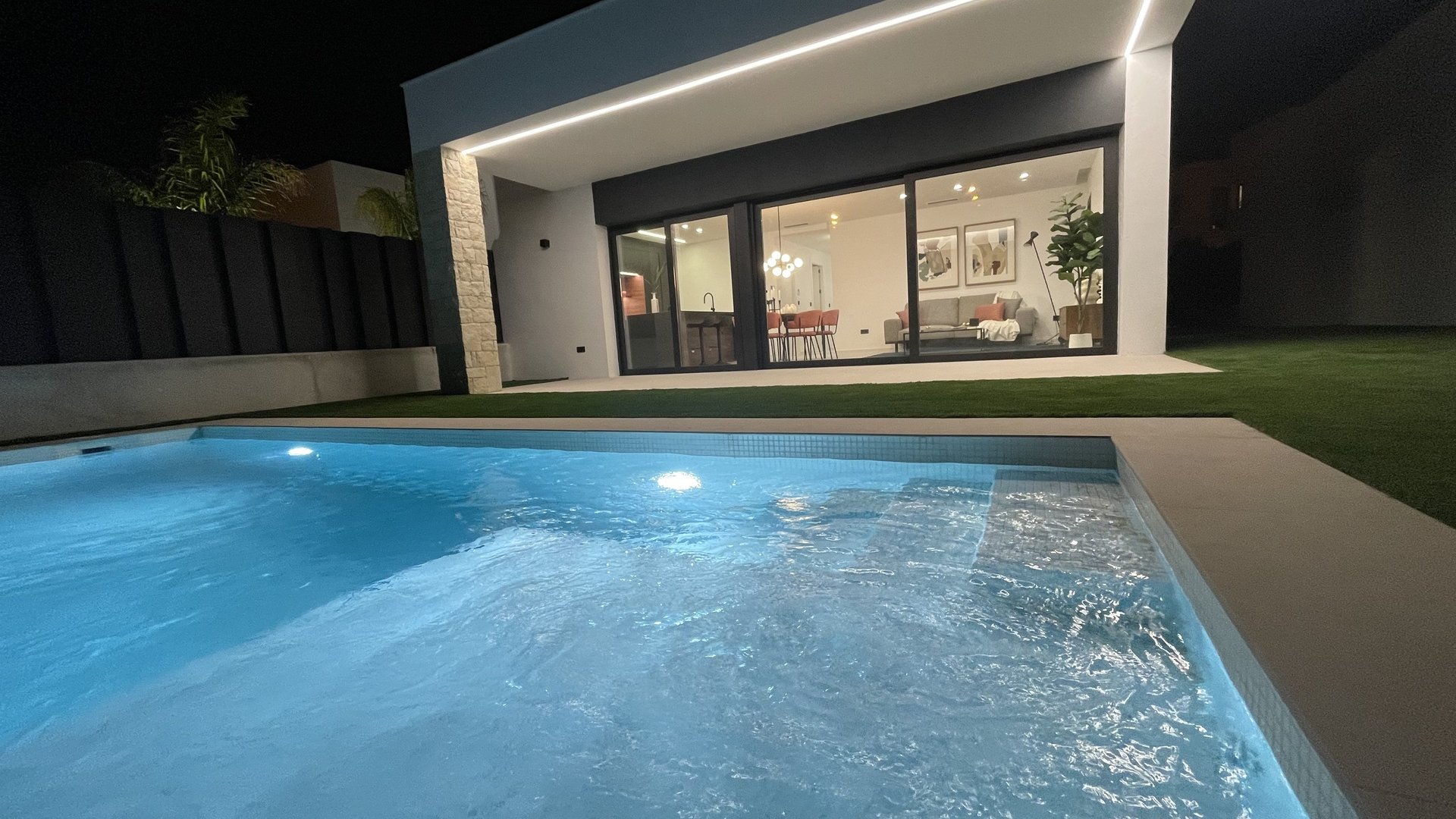 Obra nueva - Chalets -
Molina de Segura
