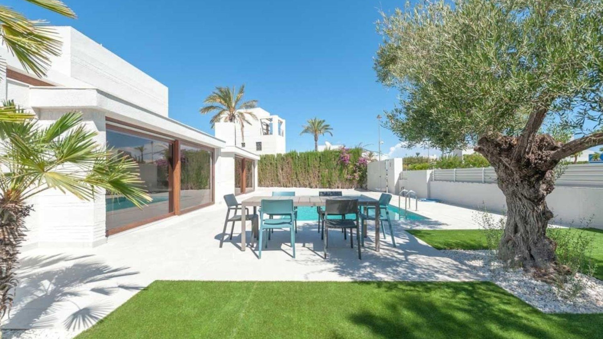 Obra nueva - Chalets -
Murcia