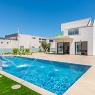 Obra nueva - Chalets -
Orihuela Costa - Orihuela