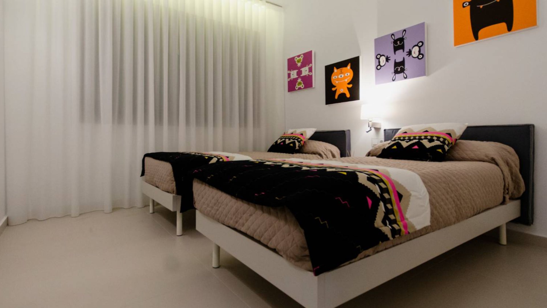 Obra nueva - Chalets -
Orihuela Costa - Orihuela