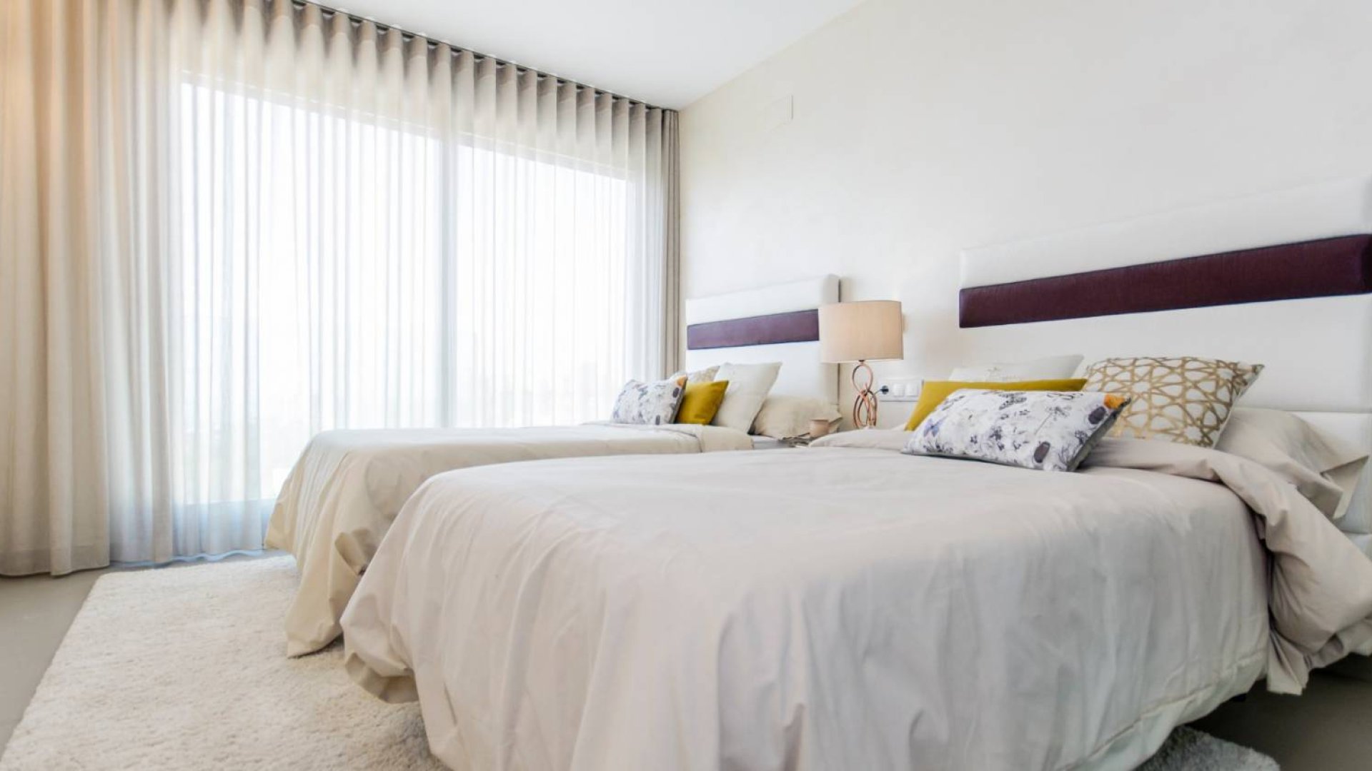 Obra nueva - Chalets -
Orihuela Costa - Orihuela