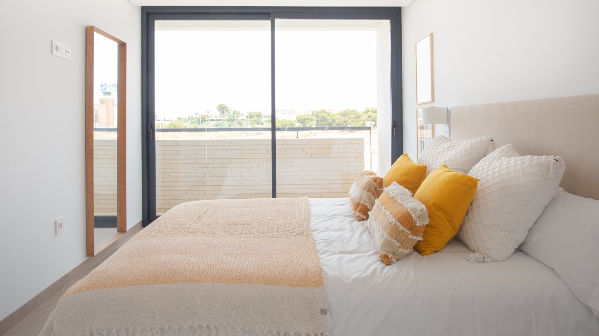 Obra nueva - Chalets -
Orihuela Costa - Orihuela