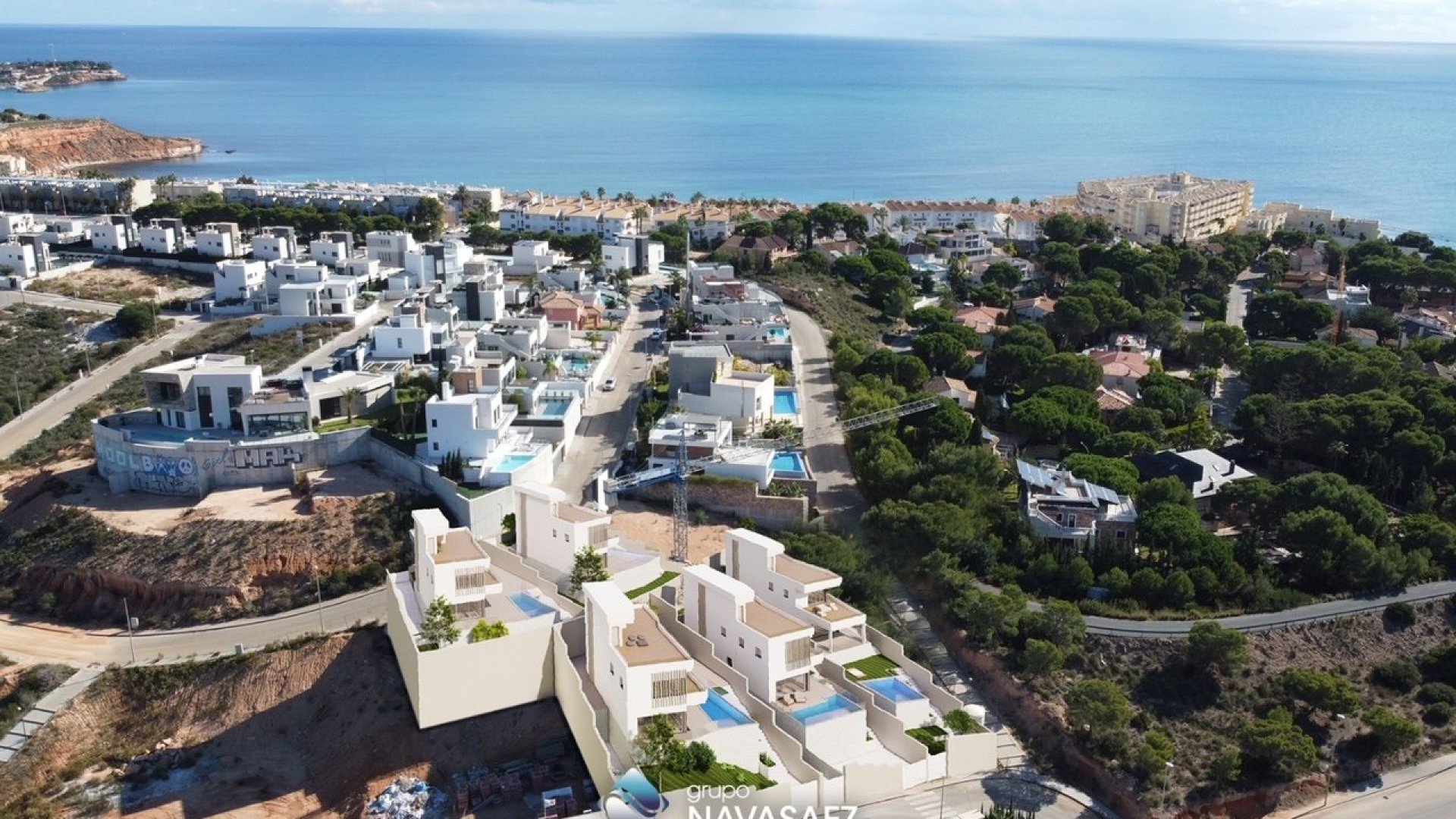 Obra nueva - Chalets -
Orihuela Costa