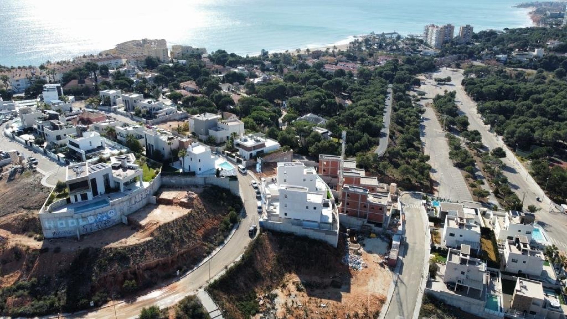 Obra nueva - Chalets -
Orihuela Costa
