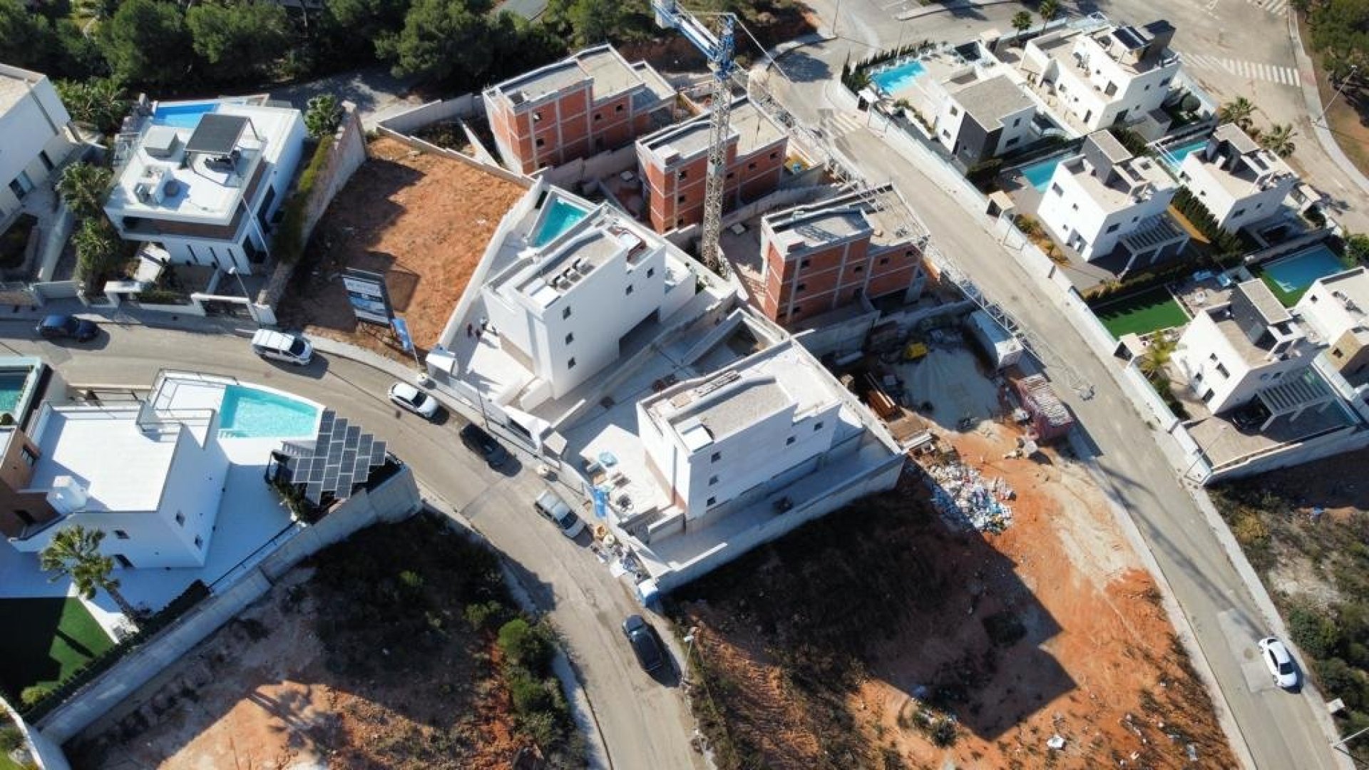 Obra nueva - Chalets -
Orihuela Costa