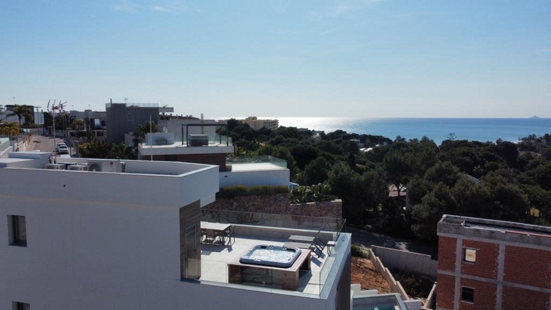 Obra nueva - Chalets -
Orihuela Costa