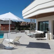 Obra nueva - Chalets -
Orihuela Costa