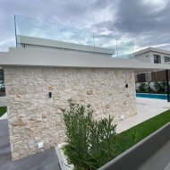 Obra nueva - Chalets -
Orihuela Costa