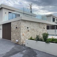 Obra nueva - Chalets -
Orihuela Costa